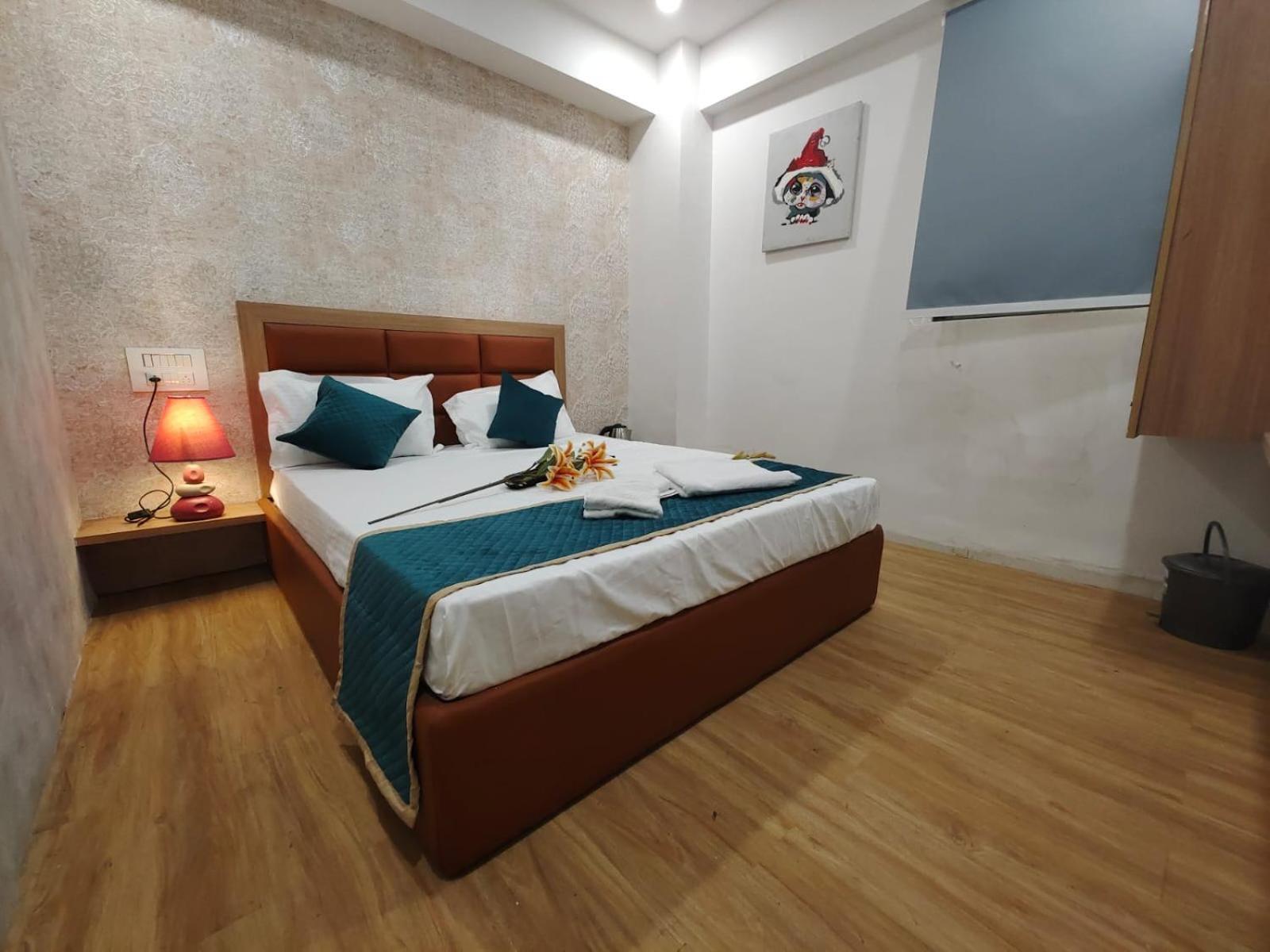 Hotel Prasang Surat Dış mekan fotoğraf